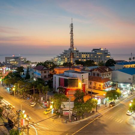 The Empire Hotel Duong Dong Exterior foto