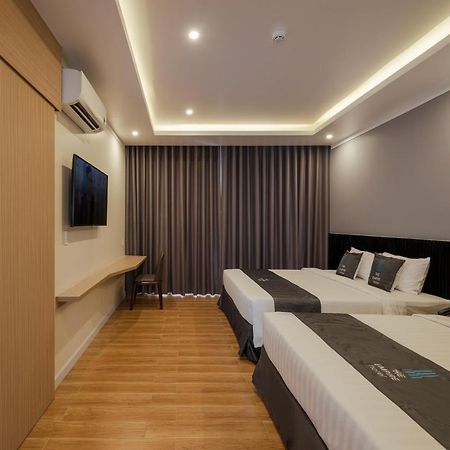 The Empire Hotel Duong Dong Exterior foto