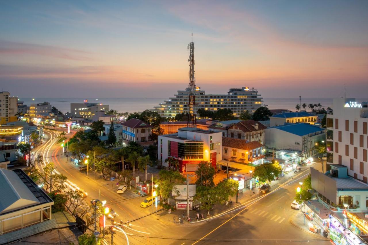 The Empire Hotel Duong Dong Exterior foto